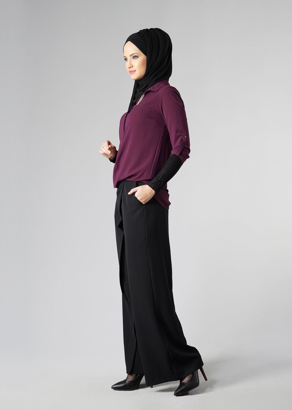 Hijab clothing PLUM CHIFFON THREE-QUARTER SLEEVE BLOUSE 228