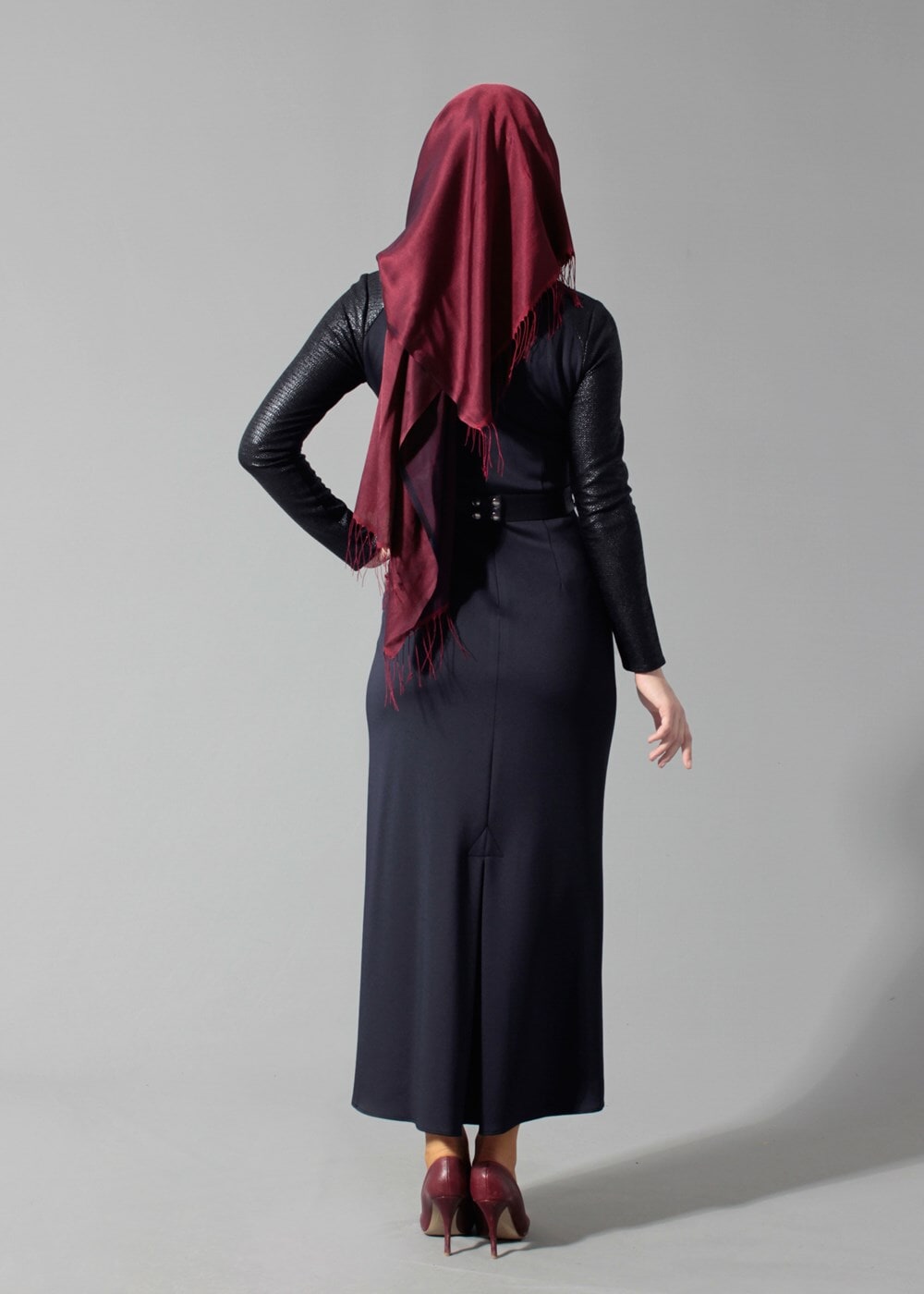 Tesettür giyim LACİVERT 4024 ELBİSE