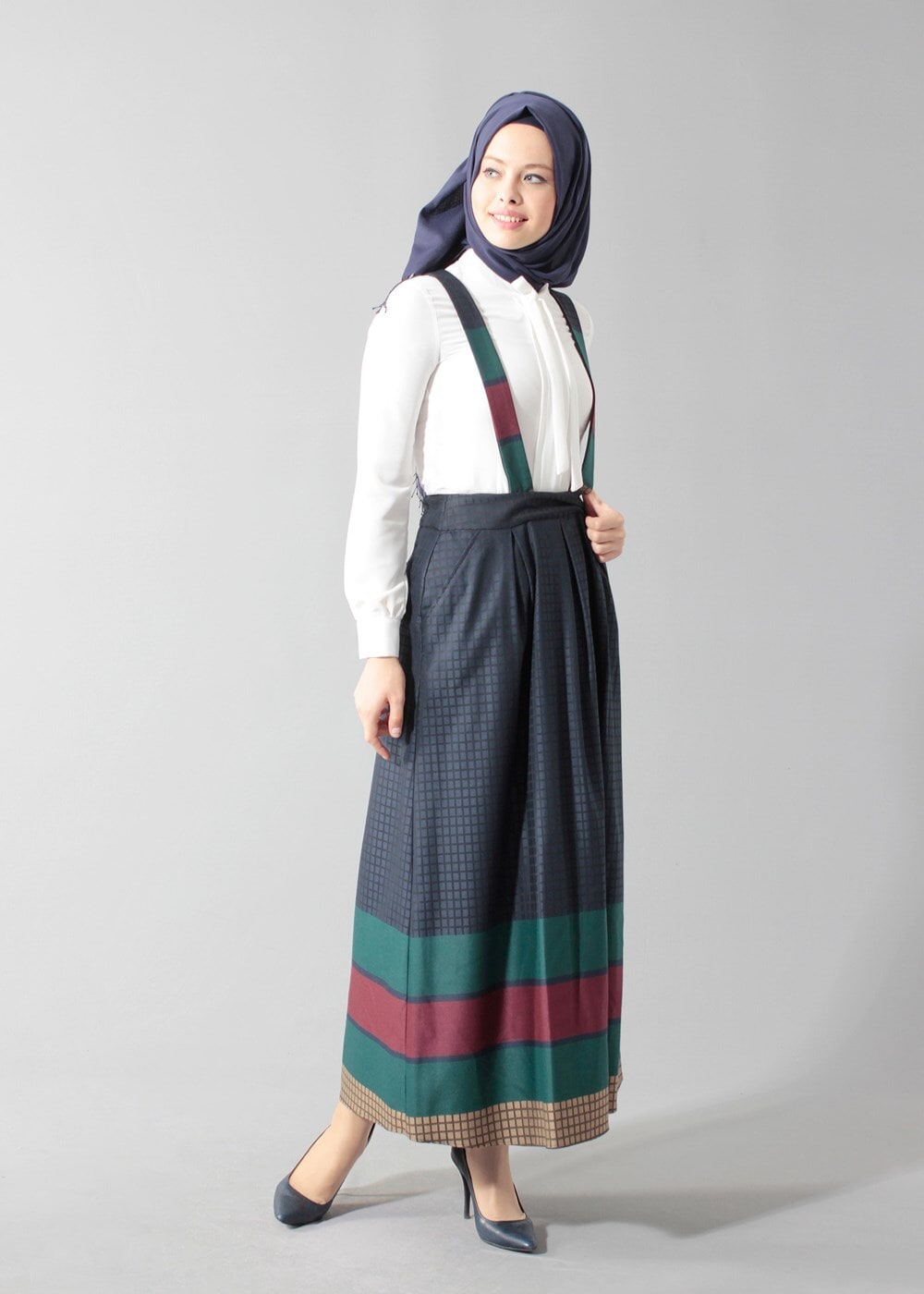 Vêtements hijab BLEU MARINE JUPE AVEC BRETELLES 6783