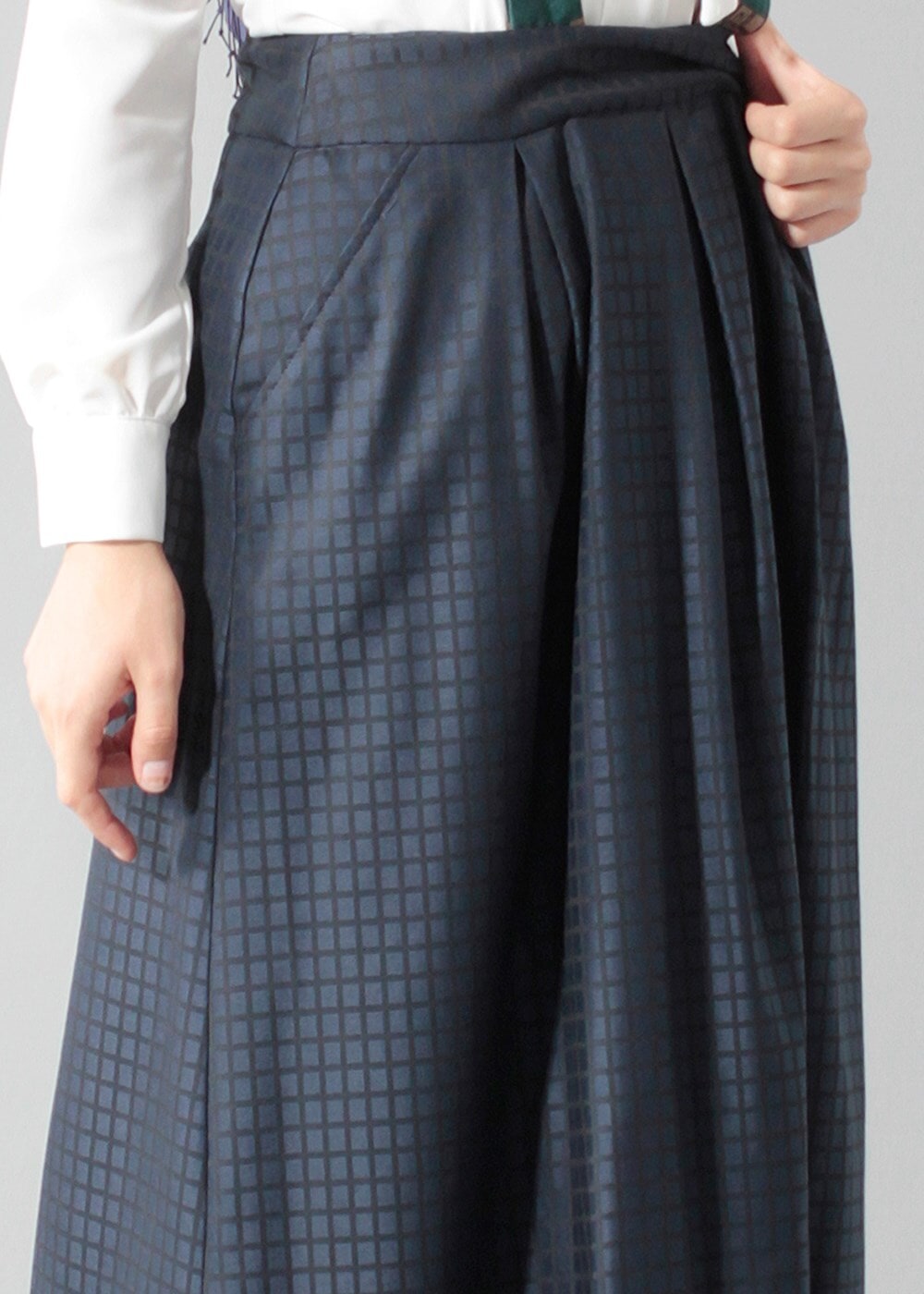 Vêtements hijab BLEU MARINE JUPE AVEC BRETELLES 6783