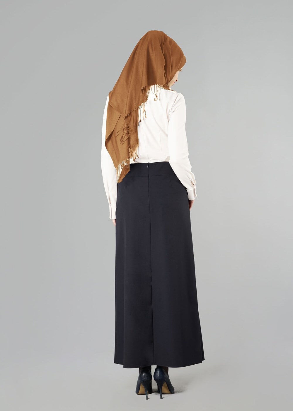 Tesettür giyim SİYAH ALVİNA DÜZ KESİM ETEK T 6810