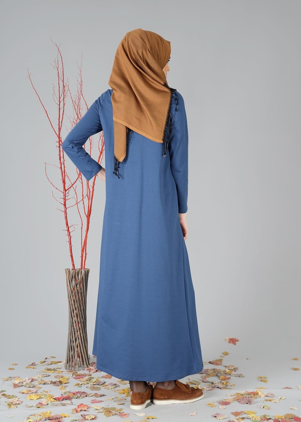 Tesettür giyim LACİVERT FERMUARLI KAPÜŞONLU FERACE 25106