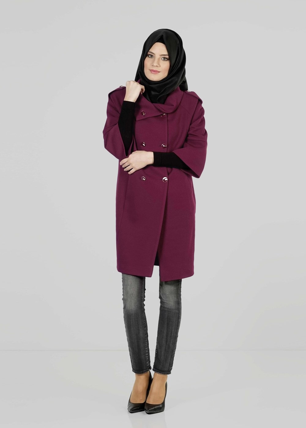 Tesettür giyim BORDO TRUVAKAR KOL DÜĞMELİ TRENÇKOT 9265