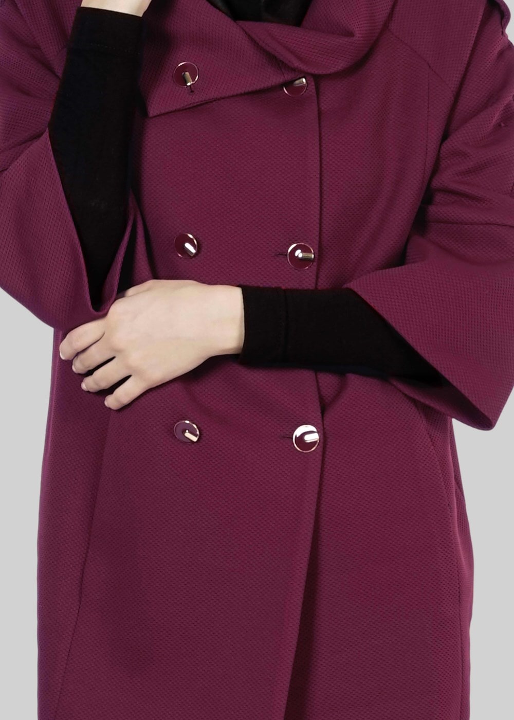 Tesettür giyim BORDO TRUVAKAR KOL DÜĞMELİ TRENÇKOT 9265