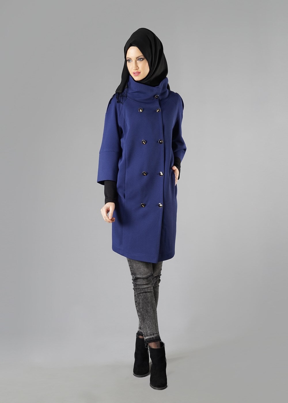 Tesettür giyim LACİVERT TRUVAKAR KOL DÜĞMELİ TRENÇKOT 9265