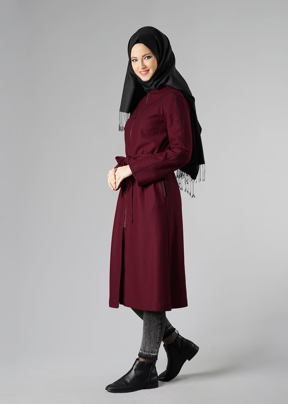 Tesettür giyim BORDO FERMUARLI KUŞAKLI KABAN 9283