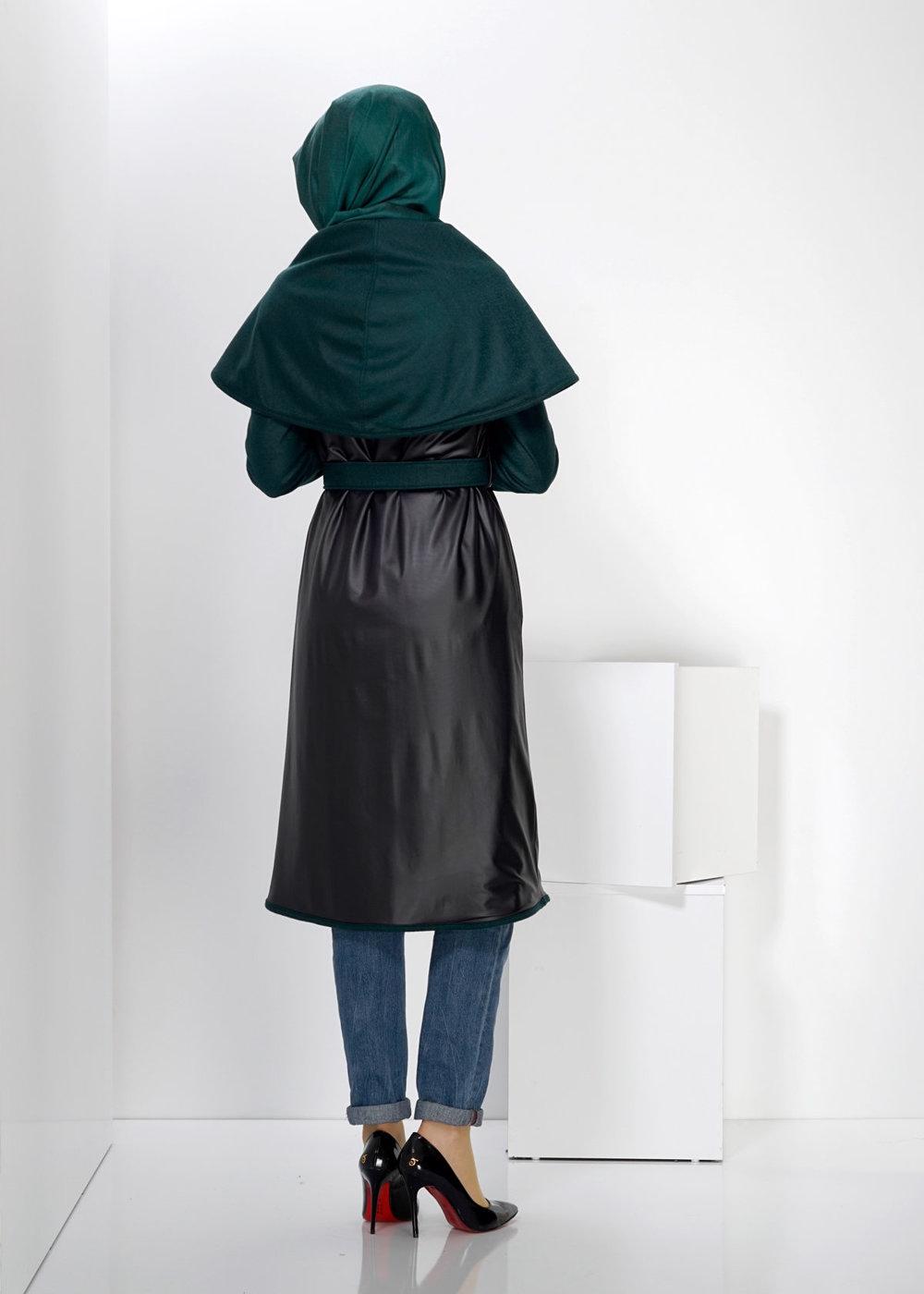 Vêtements hijab VERT MANTEAU AVEC CEINTURE EN CUIR 9313