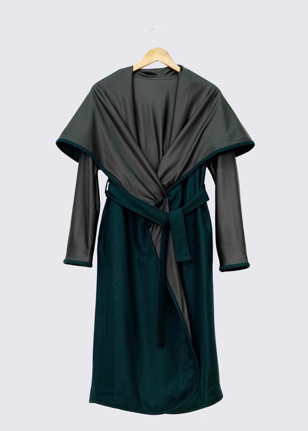 Vêtements hijab VERT MANTEAU AVEC CEINTURE EN CUIR 9313