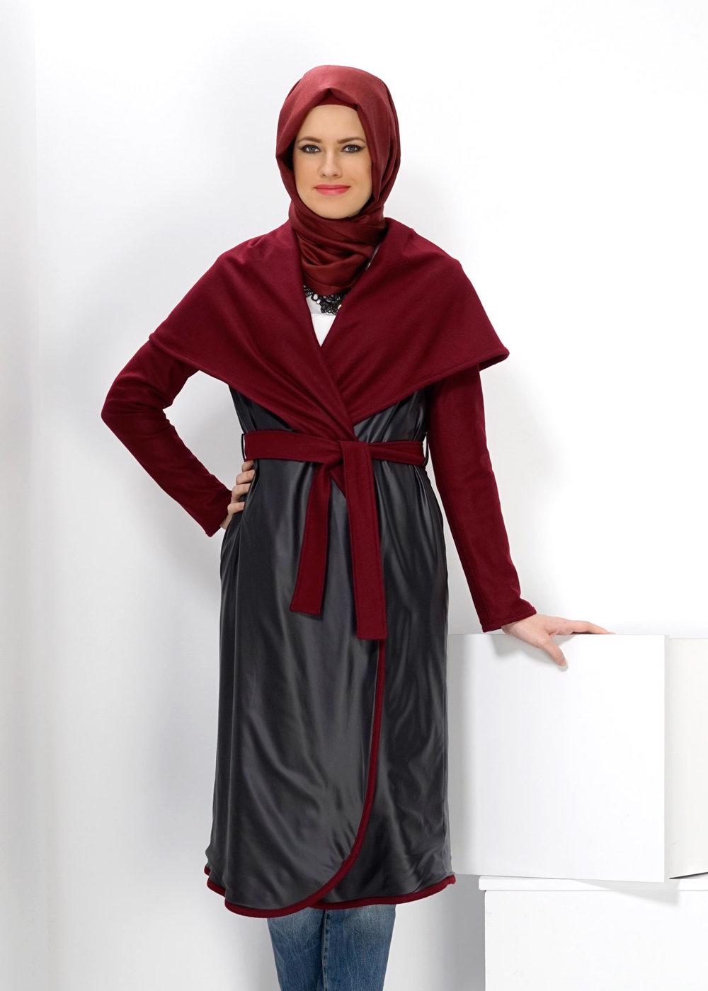 Tesettür giyim BORDO DERİ DETAYLI KUŞAKLI KABAN 9313