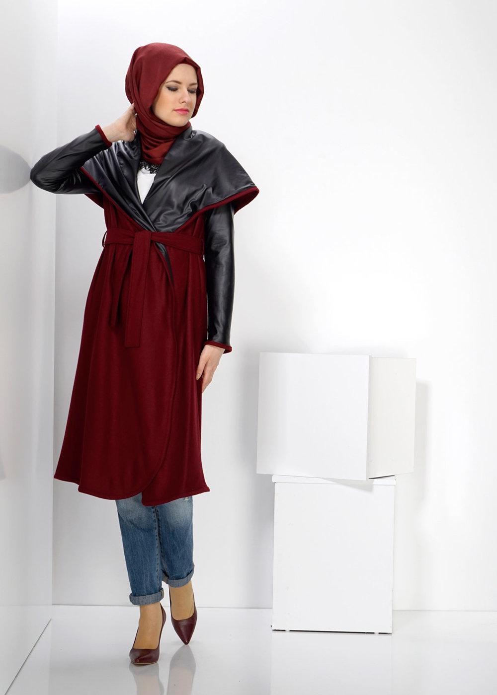 Tesettür giyim BORDO DERİ DETAYLI KUŞAKLI KABAN 9313