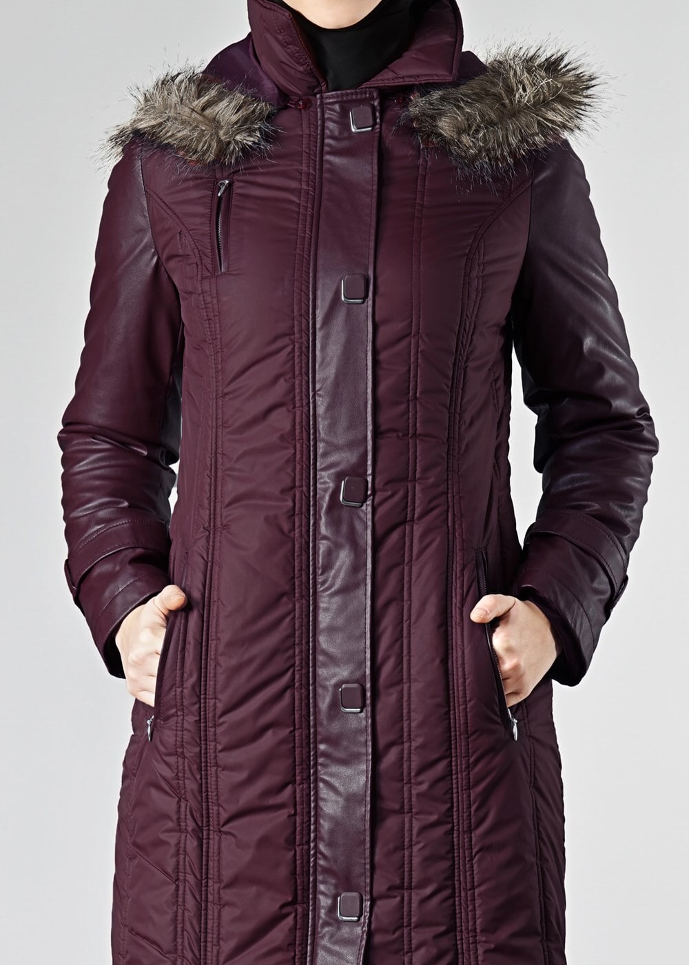 Tesettür giyim BORDO KAPÜŞONLU ŞİŞME KABAN 9361