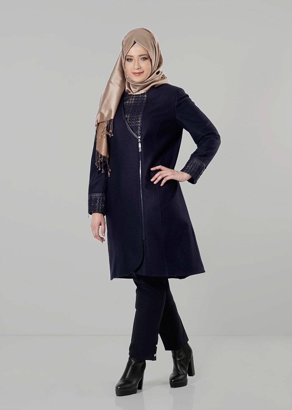 Vêtements hijab BLEU MARINE CABAN ZIPPÉ 9406 
