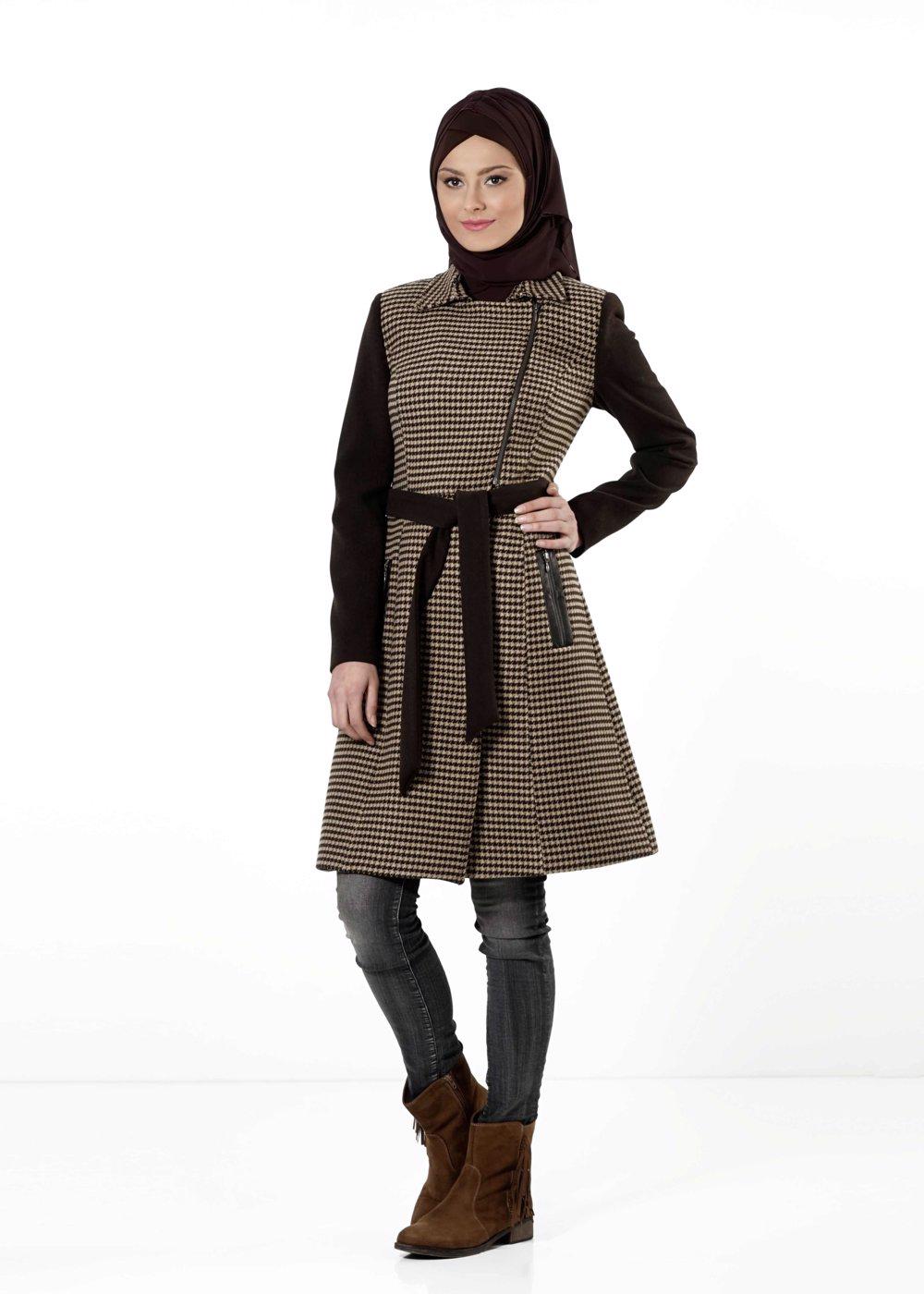 Tesettür giyim KAHVE ALVİNA BELDEN KUŞAKLI KAZAYAĞI KABAN 9419