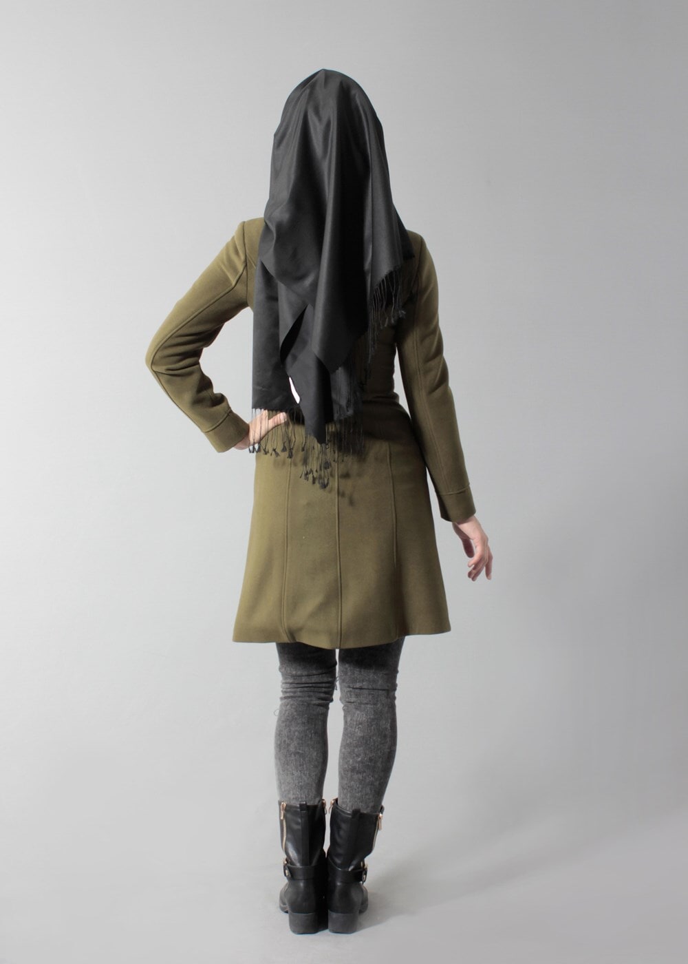 Tesettür giyim HAKİ KLASİK CEPLİ KABAN 9432