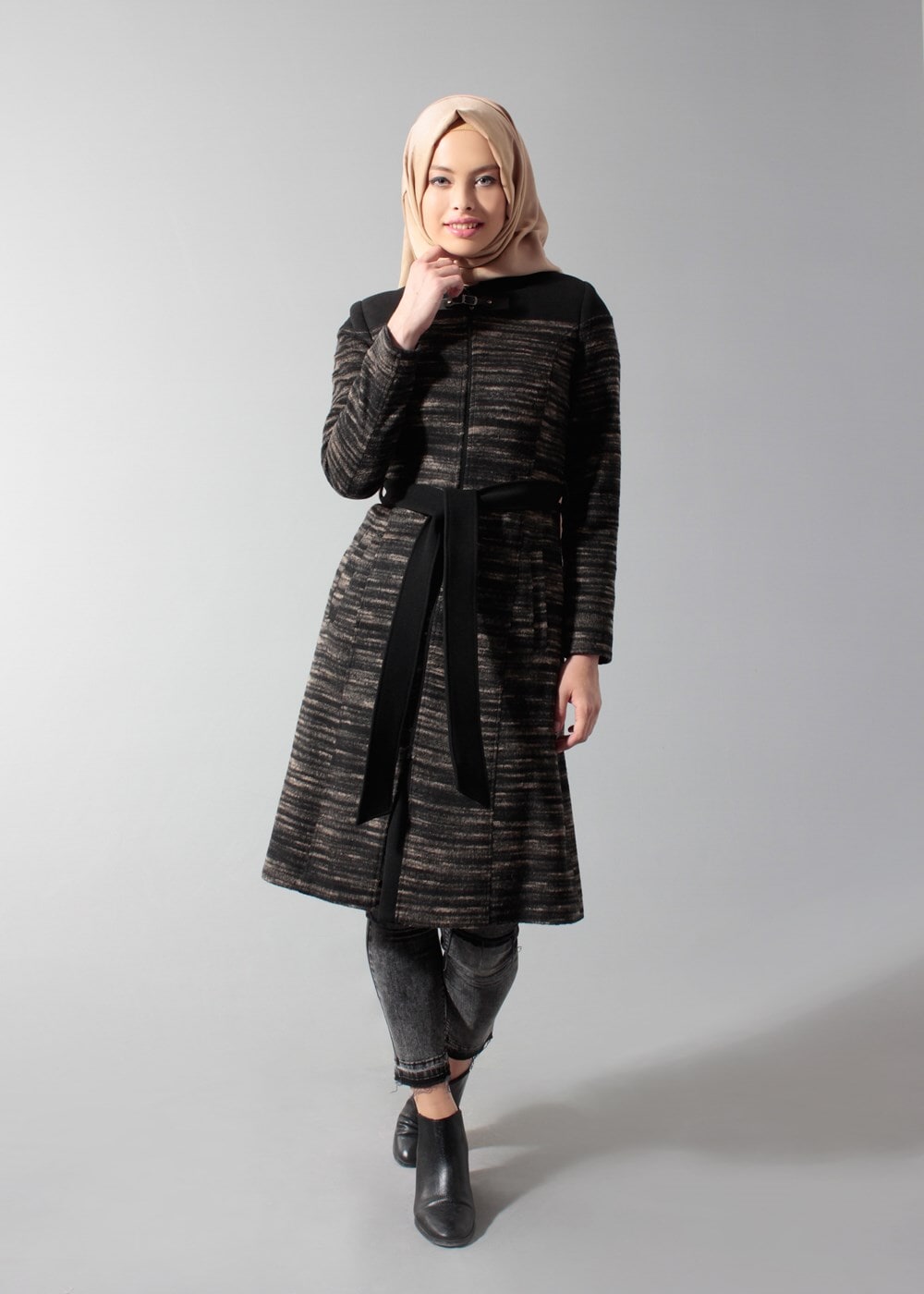 Tesettür giyim KAHVE FERMUARLI KUŞAKLI KABAN 9433