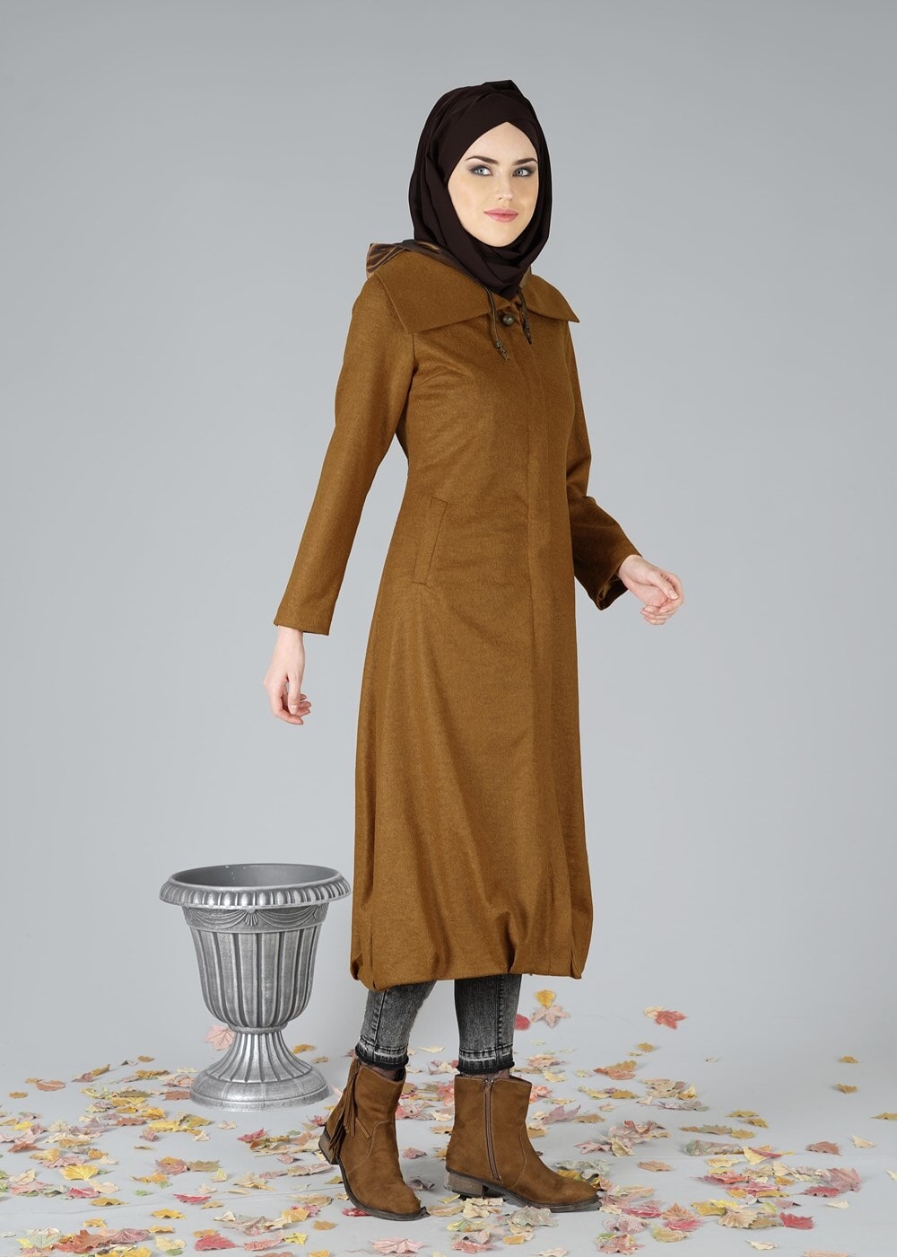 Tesettür giyim TABA FERMUARLI KEÇE KABAN 2110