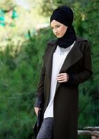 Tesettür giyim HAKİ KUŞAKLI KEÇE KABAN 3466