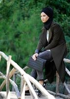 Tesettür giyim HAKİ KUŞAKLI KEÇE KABAN 3466