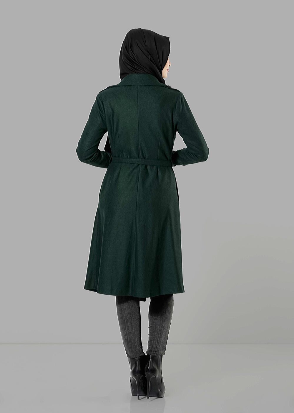 Tesettür giyim YEŞİL KUŞAKLI KEÇE KABAN 3466