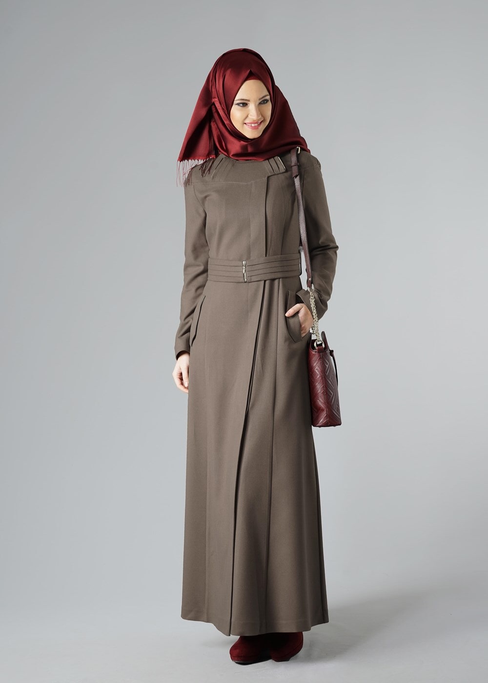 Tesettür giyim VİZON KEMERLİ GİZLİ DÜĞMELİ MANTO 9267 
