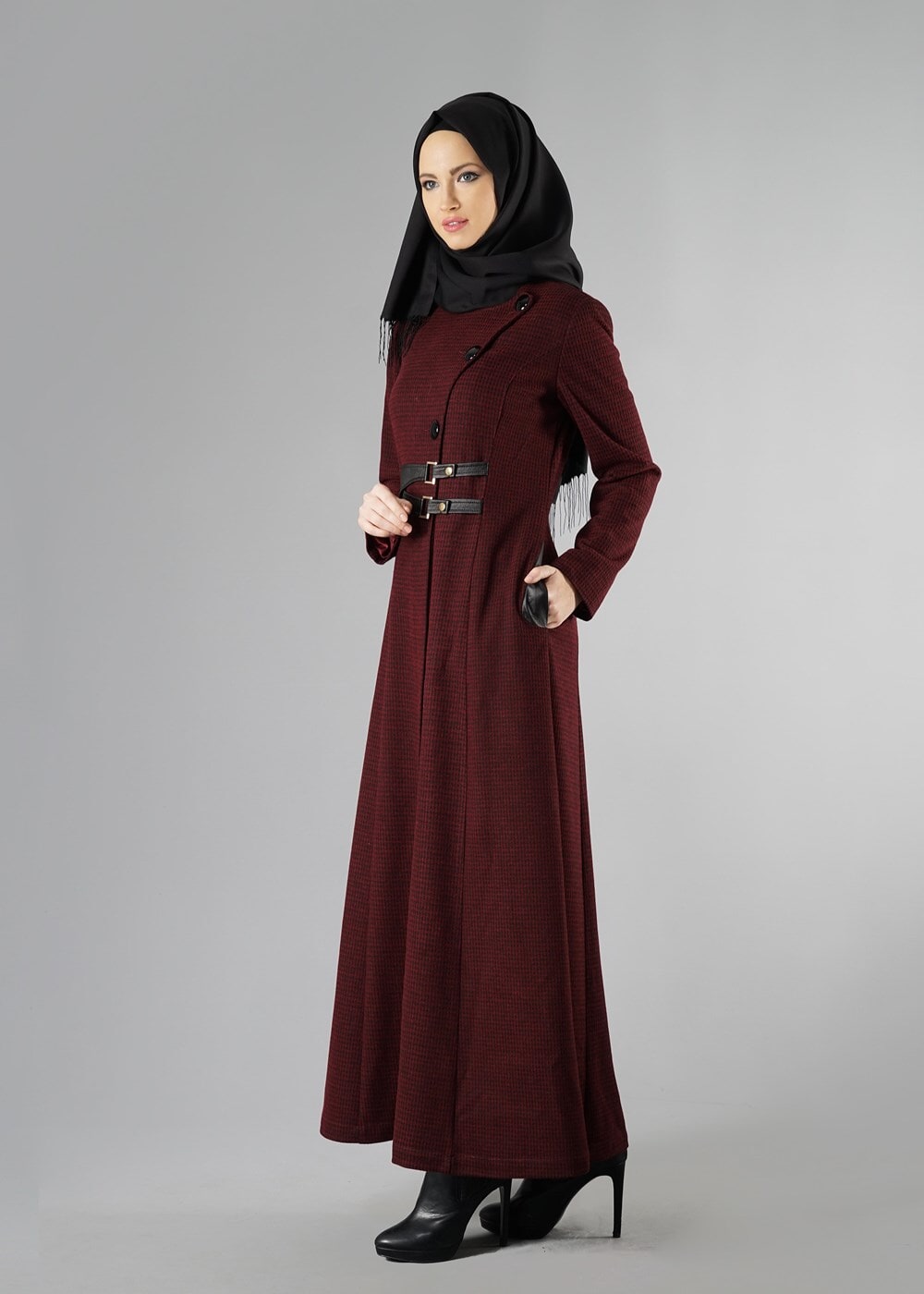 Vêtements hijab ROUGE BORDEAUX MANTEAU À BOUTONNÉ AVEC DEUX CEINTURE  9323
