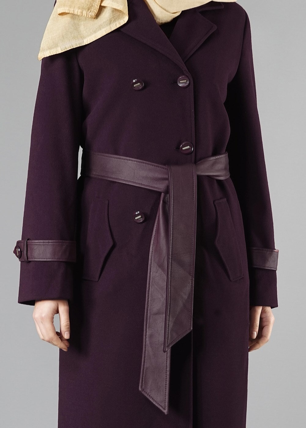 Vêtements hijab PRUNE MANTEAU AVEC CEINTURE EN CUIR 9324
