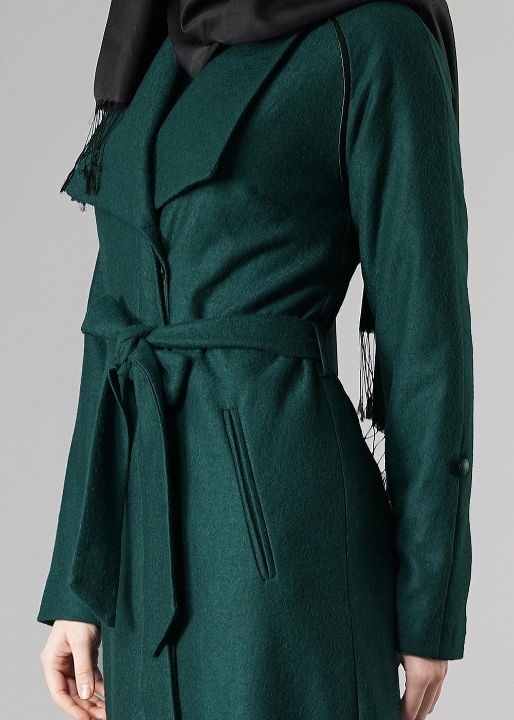 Tesettür giyim YEŞİL KUŞAKLI CEPLİ KABAN 9337