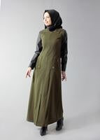 Tesettür giyim YEŞİL FERMUARLI KAPÜŞONLU KOLLARI DERİ MANTO 9416
