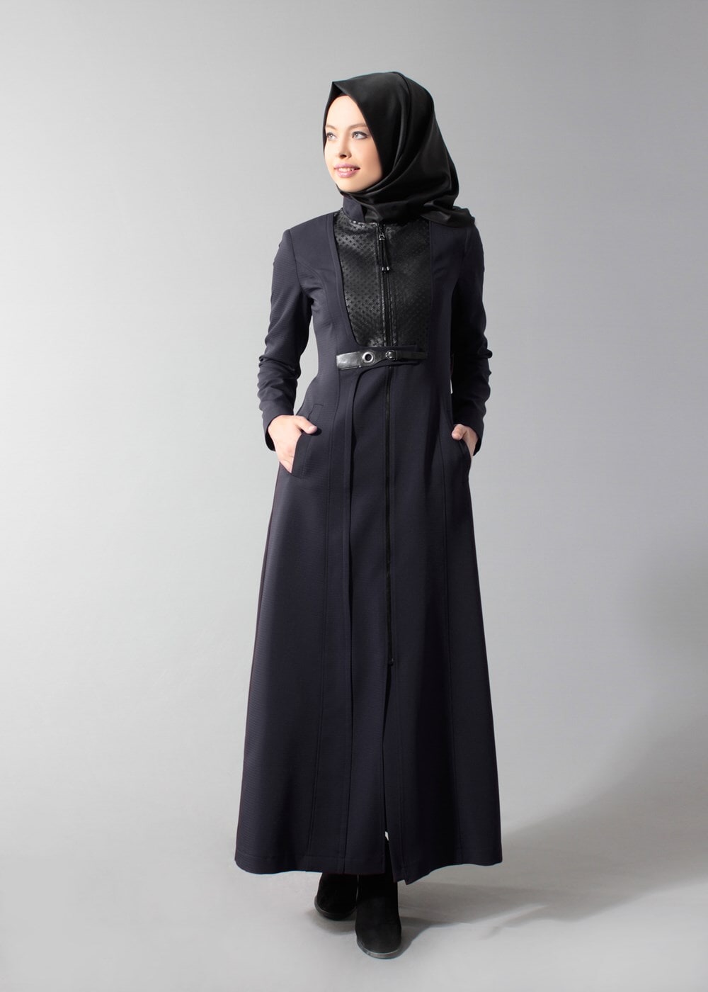 Vêtements hijab BLEU MARINE PARDESSUS À ŒILLETS 1629