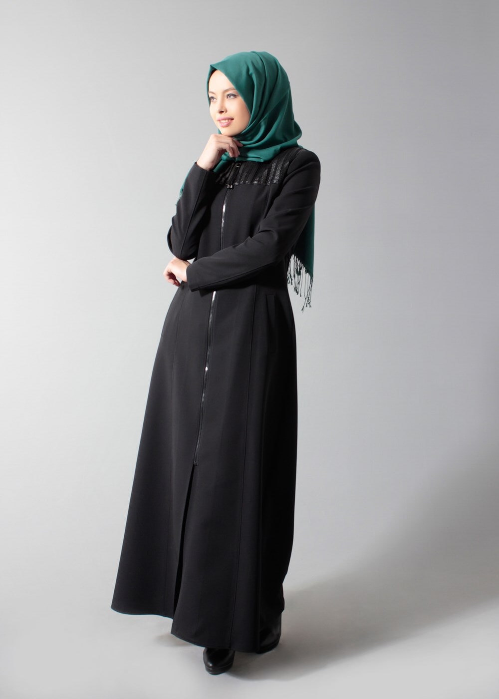 Tesettür giyim SİYAH FERMUARLI PARDESÜ 1682 