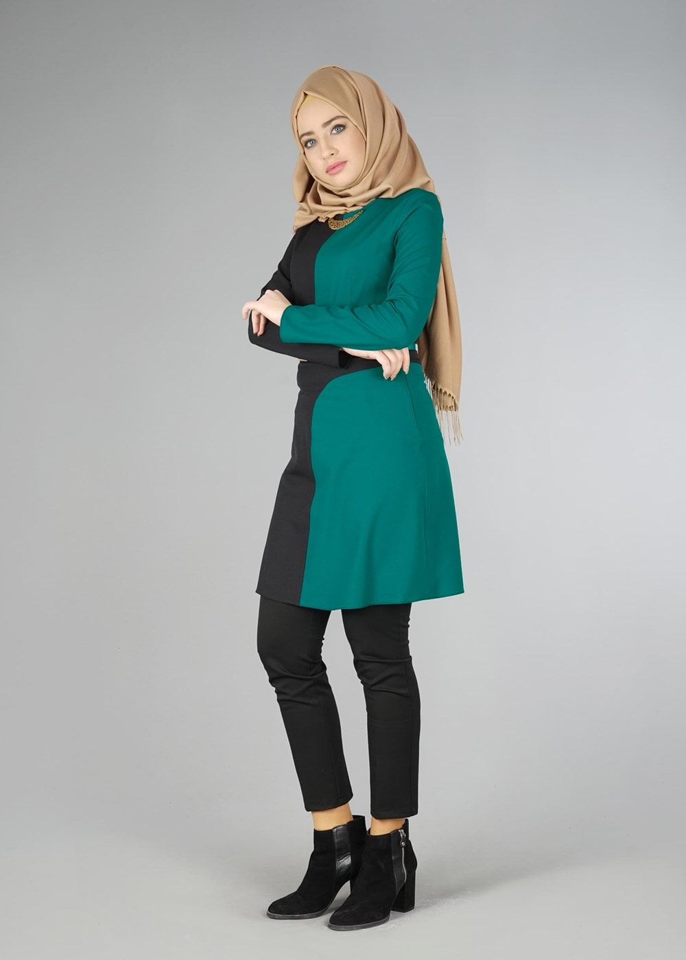 Tesettür giyim YEŞİL RENK BLOKLU TUNİK 4322 