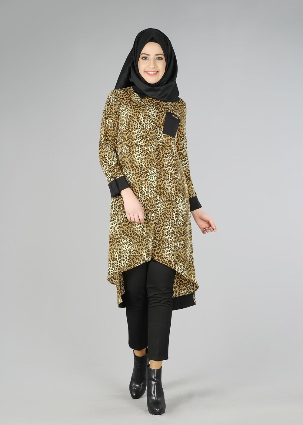 Tesettür giyim SİYAH 4407-1 TUNİK