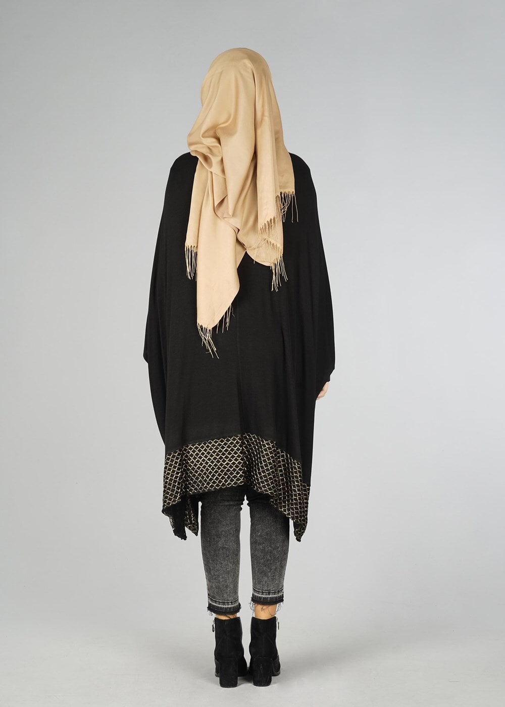 Vêtements hijab NOIR TUNIQUE À COUPE ASYMMÉTRIQUE  4483