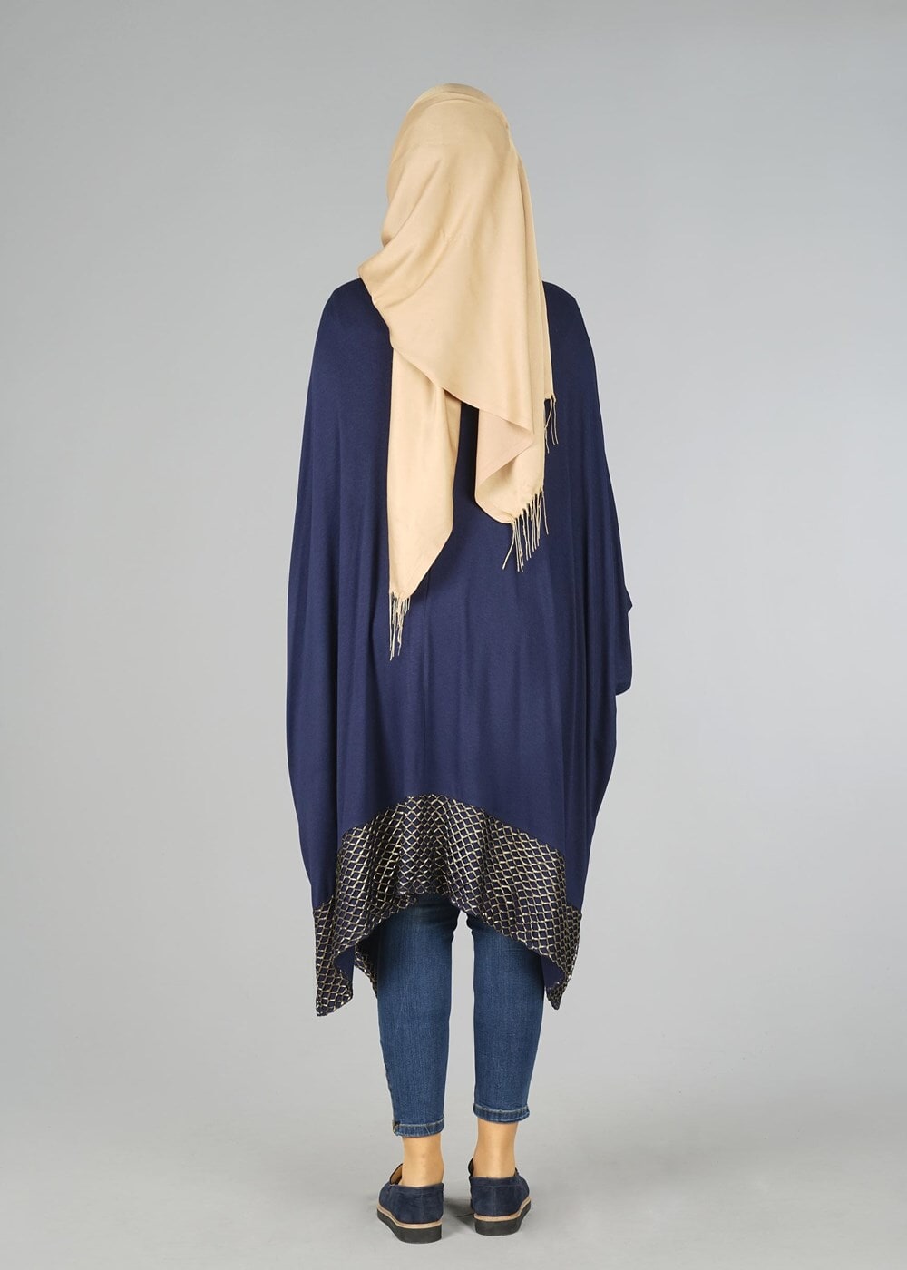 Tesettür giyim LACİVERT ETEK UCU DESENLİ YARASA KOL TUNİK 4483 