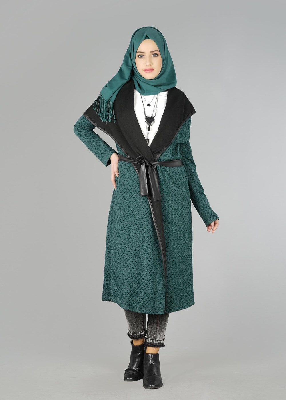 Tesettür giyim YEŞİL DERİ DETAYLI KUŞAKLI TUNİK 4522-1 