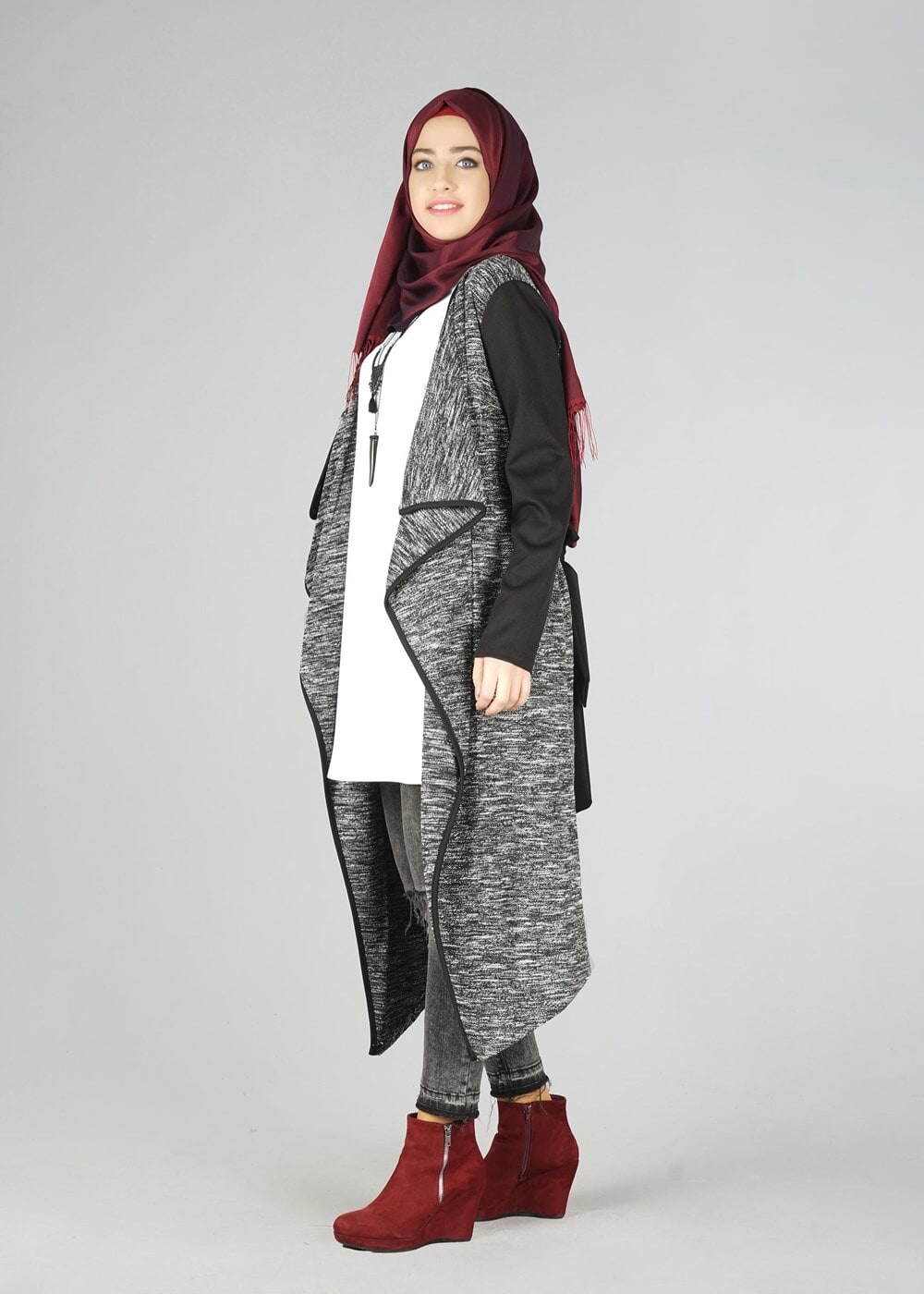 Tesettür giyim SİYAH ŞAL YAKA ASİMETRİK KESİM TUNİK 4542 