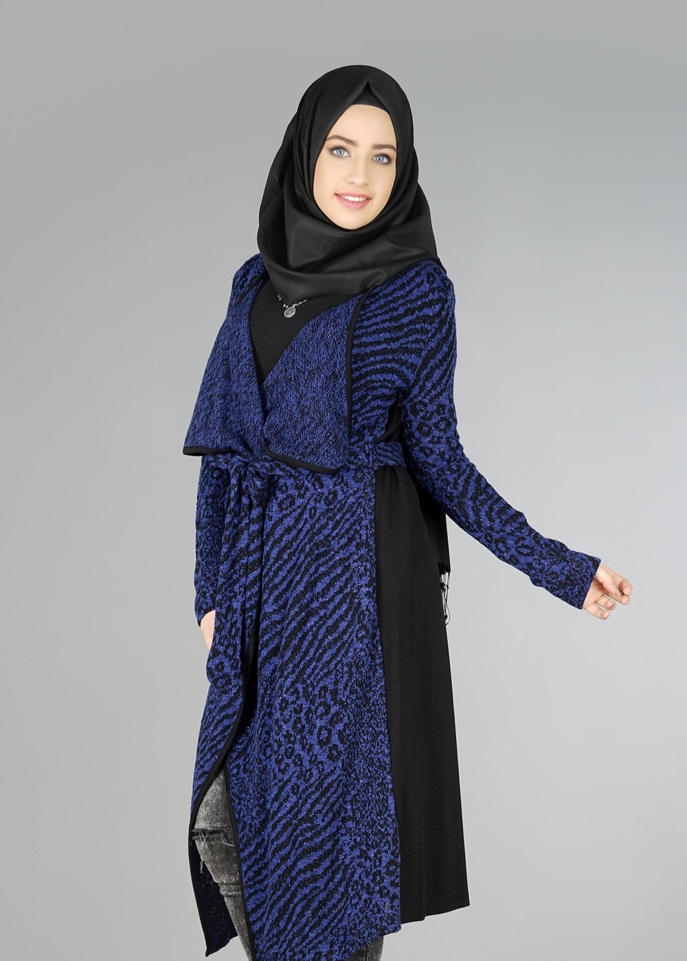 Tesettür giyim SİYAH DESENLİ TUNİK 4554 