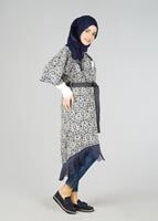 Vêtements hijab BLEU MARINE TUNIQUE AVEC CEINTURE 4556