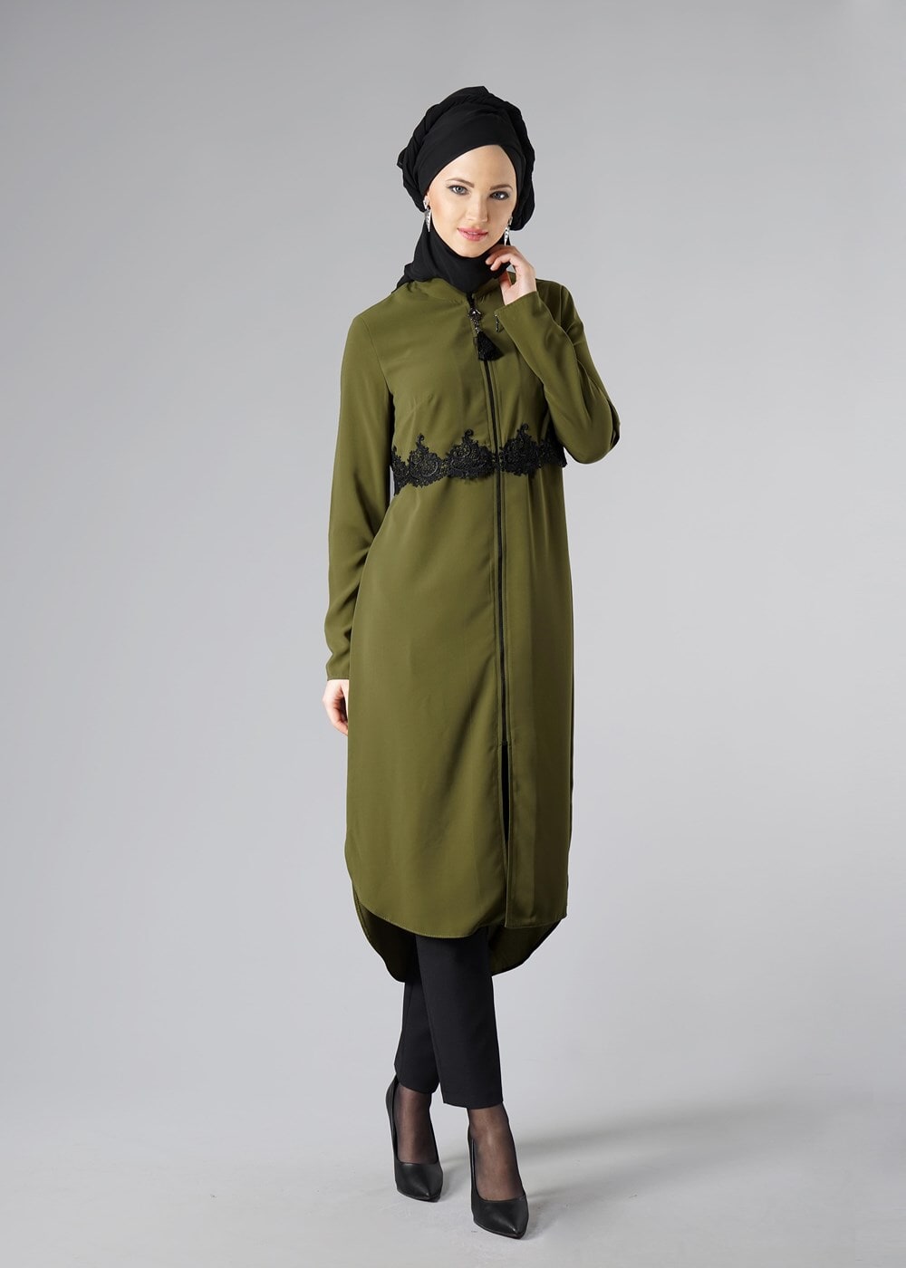 Tesettür giyim HAKİ DANTEL DETAYLI FERMUARLI TUNİK 4790 