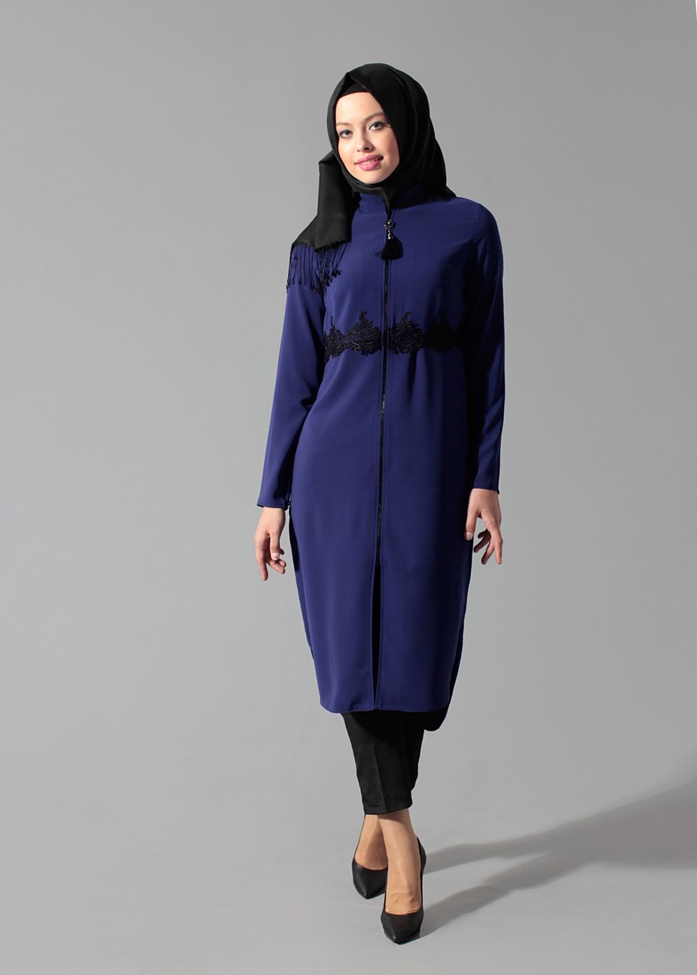 Tesettür giyim LACİVERT DANTEL DETAYLI FERMUARLI TUNİK 4790 