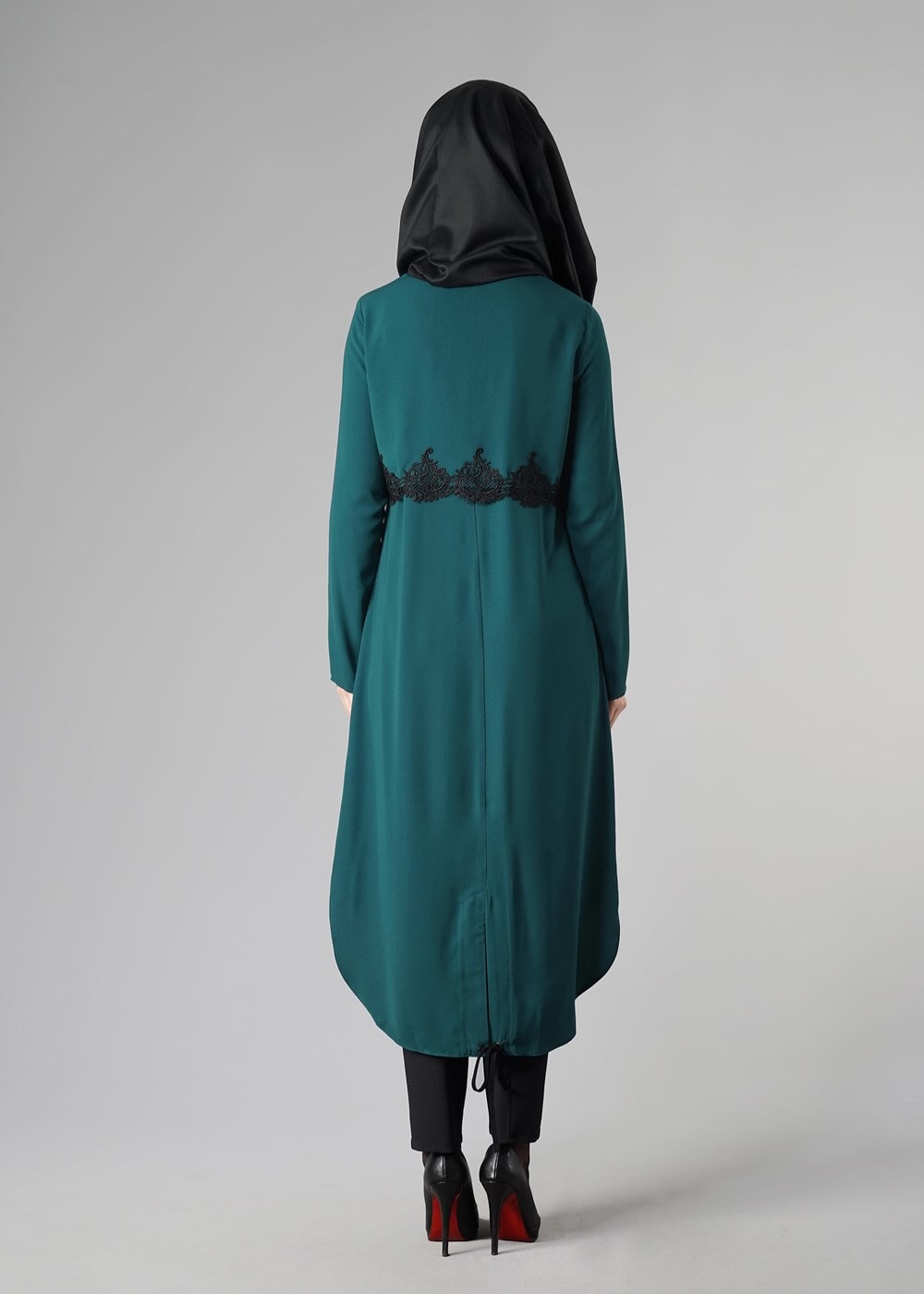 Tesettür giyim YEŞİL DANTEL DETAYLI FERMUARLI TUNİK 4790 
