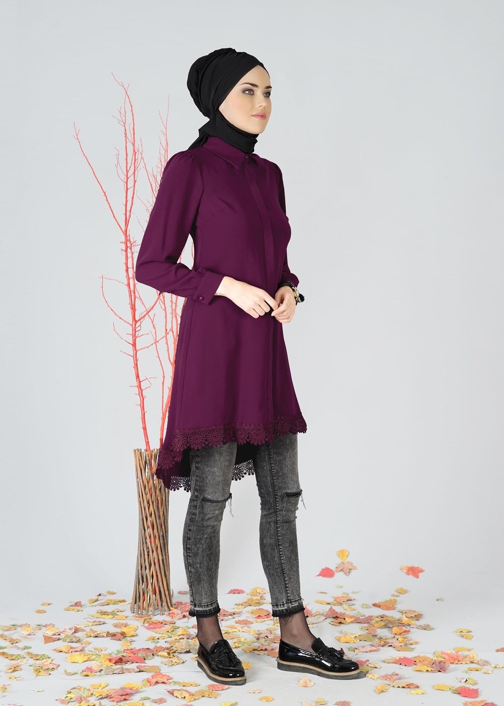 Hijab clothing PURPLE TUNIC WITH LACED HEM 3091 