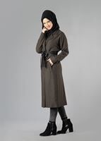 Tesettür giyim VİZON ÇENTİKLİ YAKA KUŞAKLI TRENÇKOT 1402