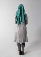 Tesettür giyim SİYAH FERMUARLI SİVRİ YAKA TRENÇKOT 1593