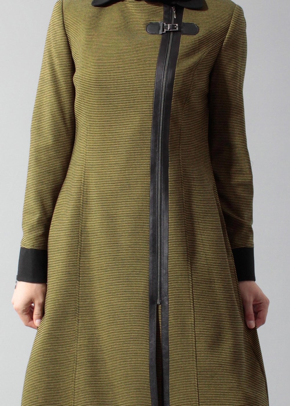 Tesettür giyim YEŞİL FERMUARLI SİVRİ YAKA TRENÇKOT 1593