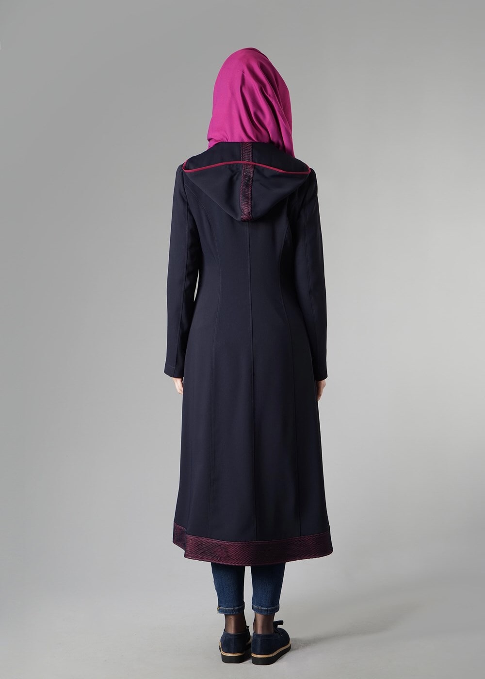 Tesettür giyim LACİVERT FERMUARLI KAPÜŞONLU TRENÇKOT 1603