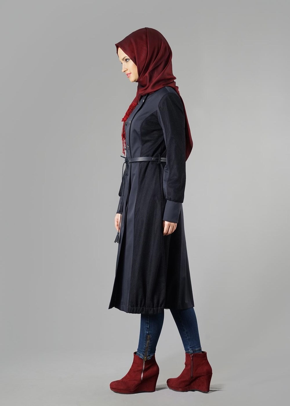 Tesettür giyim LACİVERT BİSİKLET YAKA BAĞCIKLI TRENÇKOT 1606