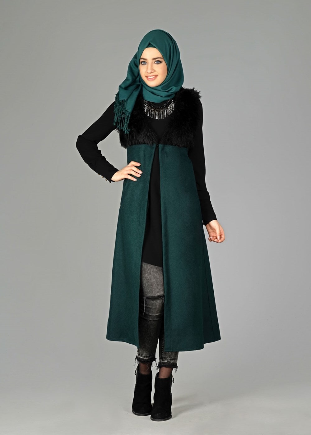 Tesettür giyim YEŞİL KÜRK DETAYLI YELEK 2248 