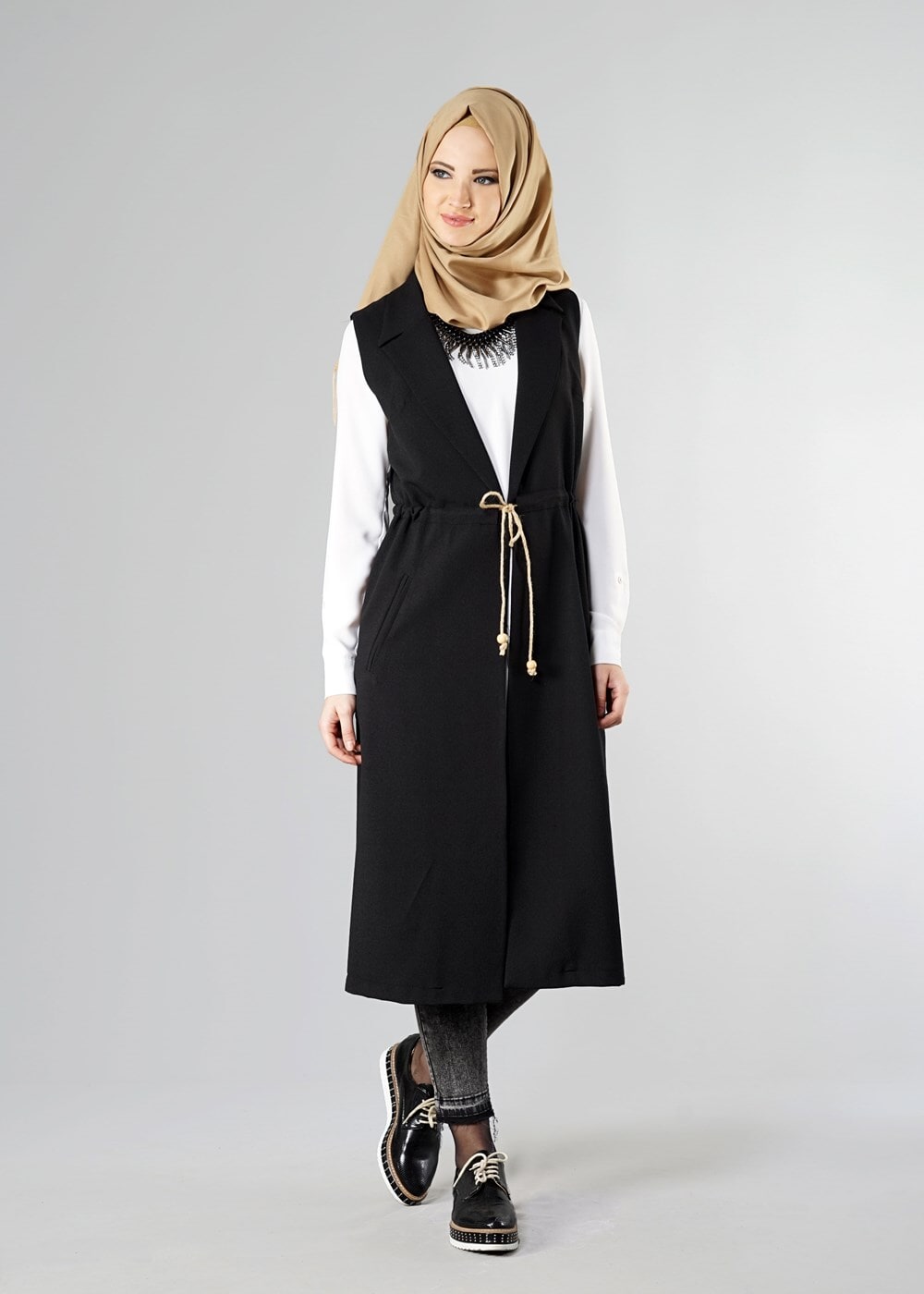 Tesettür giyim SİYAH KRUVAZE YAKA YELEK 0394 