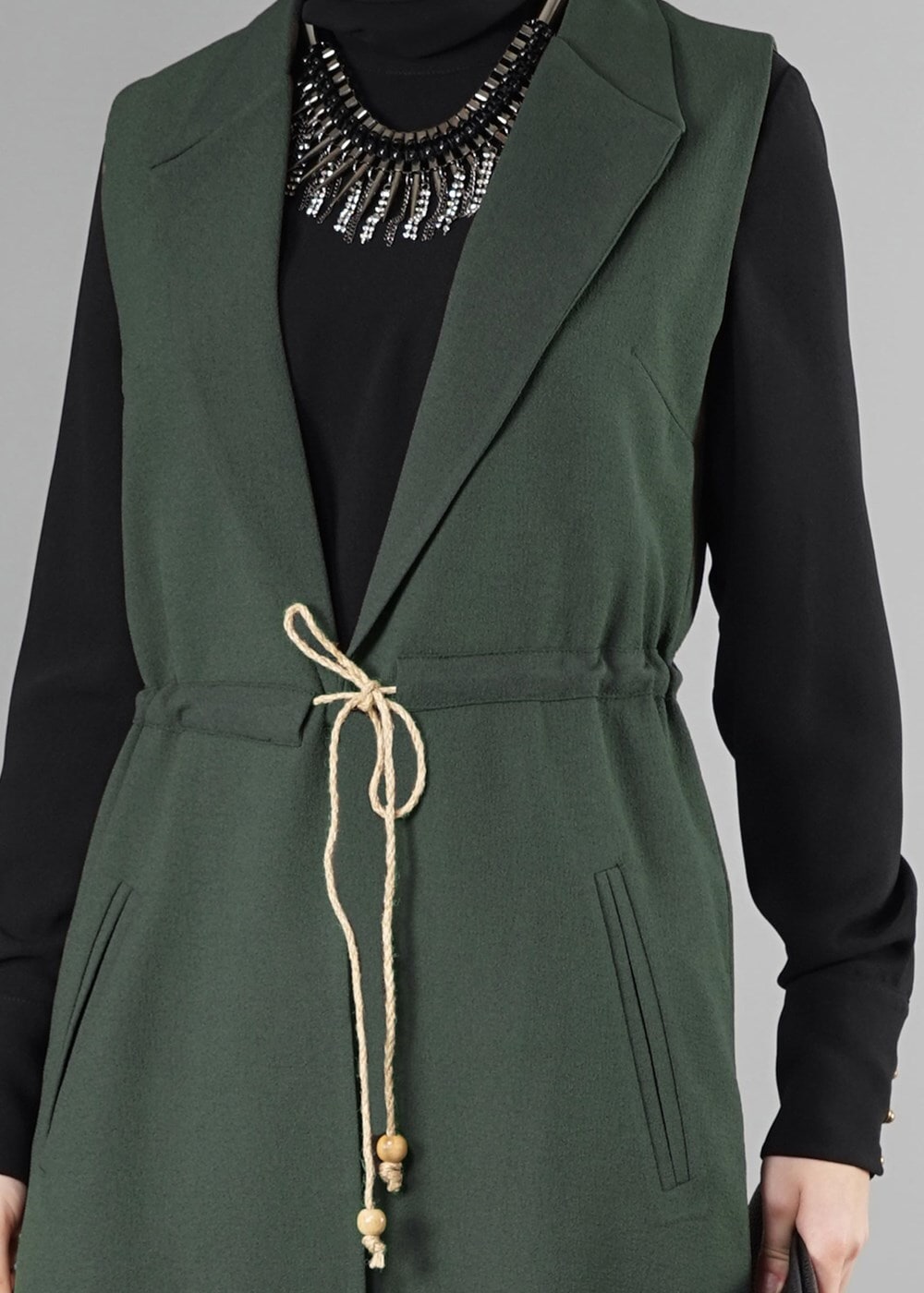 Tesettür giyim HAKİ KRUVAZE YAKA YELEK 0394 